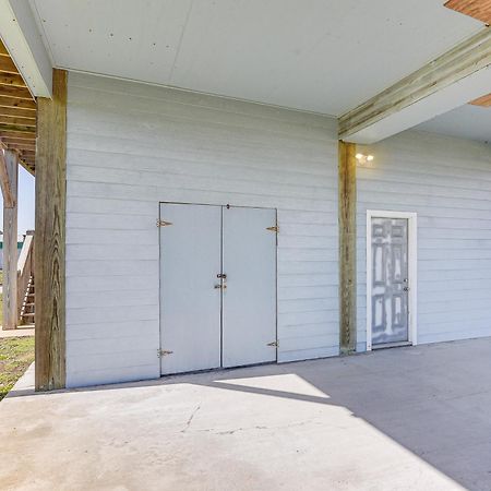 Crystal Beach Home With 2 Grills Walk To Shore! Exteriör bild