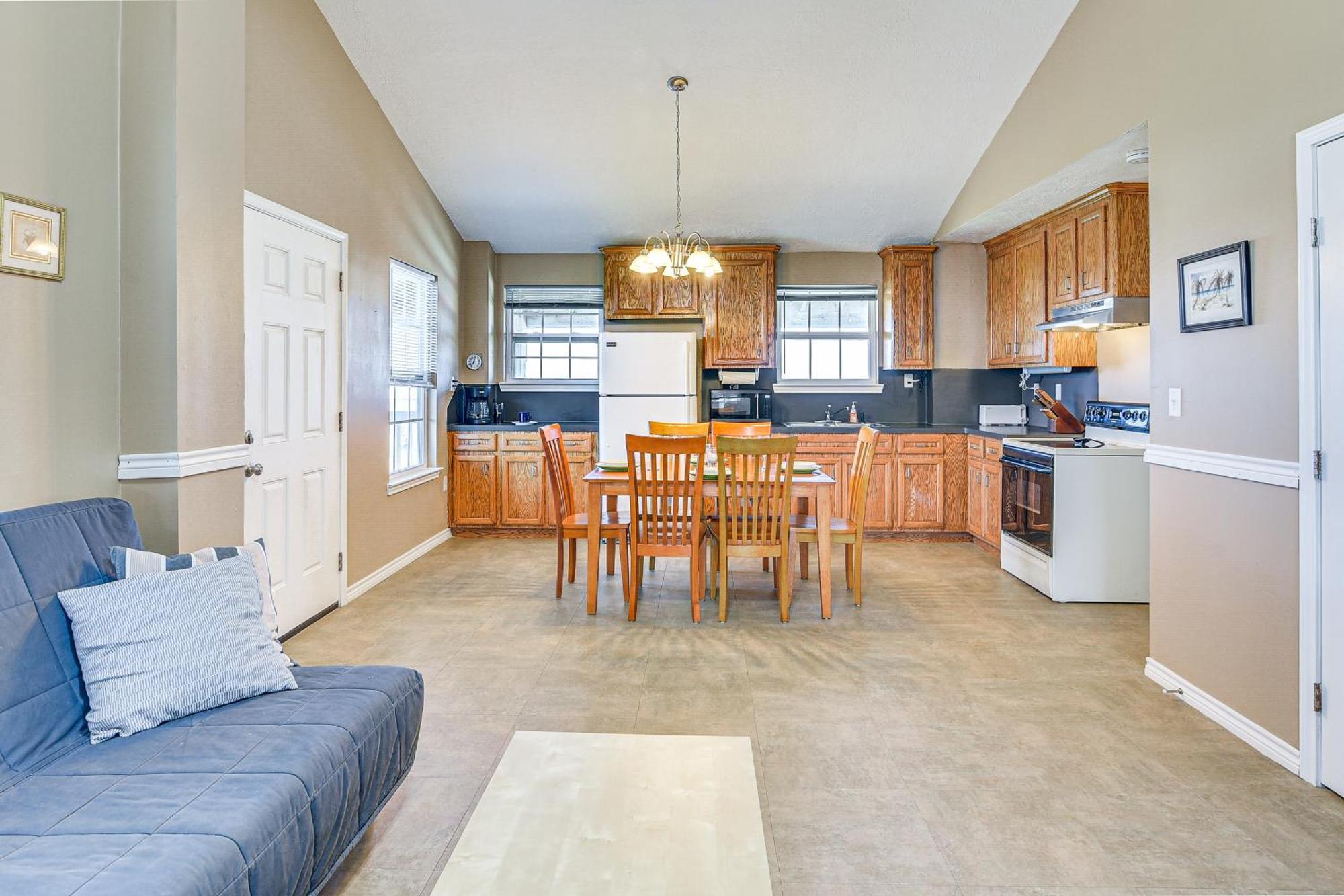 Crystal Beach Home With 2 Grills Walk To Shore! Exteriör bild