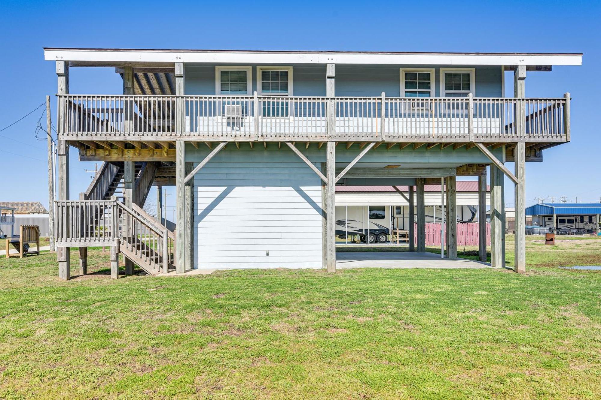Crystal Beach Home With 2 Grills Walk To Shore! Exteriör bild